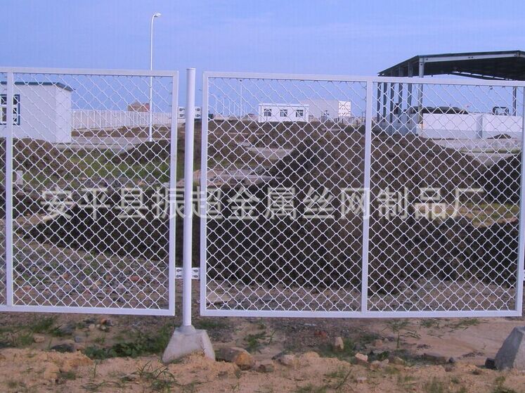 防護(hù)用鐵絲網(wǎng) 安平縣振超金屬絲網(wǎng)制品廠專業(yè)生產(chǎn)防護(hù)用鐵絲網(wǎng)
